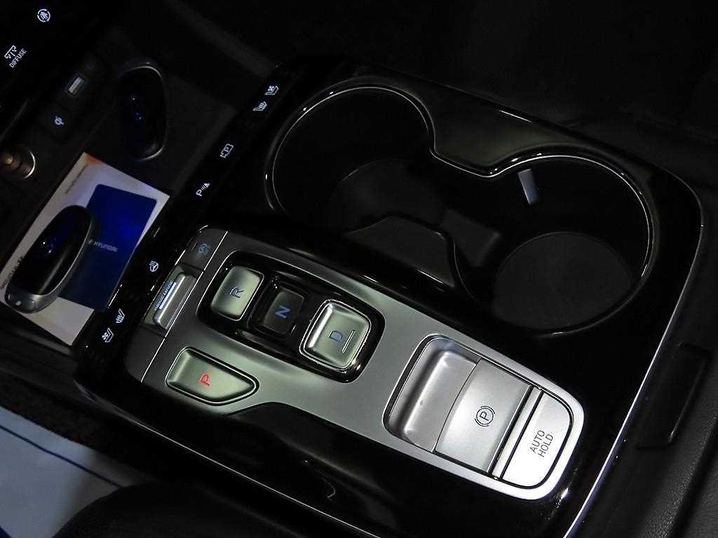 현대 투싼 투싼 (NX4) 디젤 2.0 2WD 인스퍼레이션 이미지 12