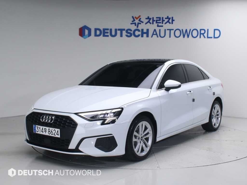 아우디 A3 A3(8Y) 40 TFSI 이미지 1