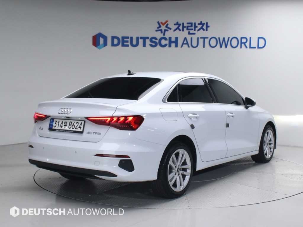 아우디 A3 A3(8Y) 40 TFSI 이미지 2
