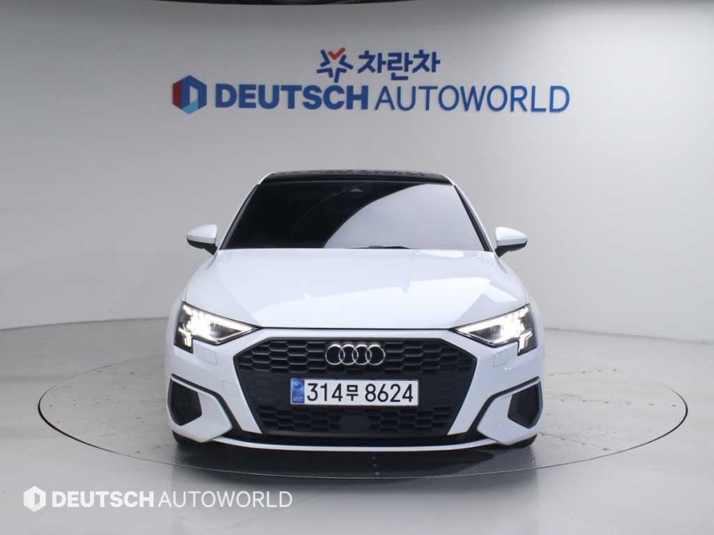 아우디 A3 A3(8Y) 40 TFSI 이미지 3