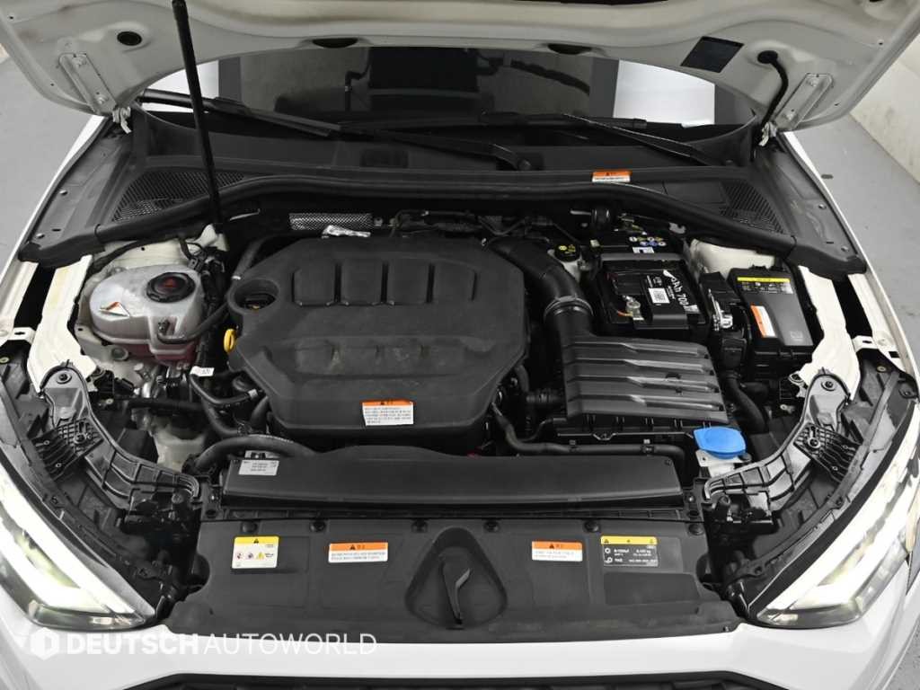 아우디 A3 A3(8Y) 40 TFSI 이미지 6
