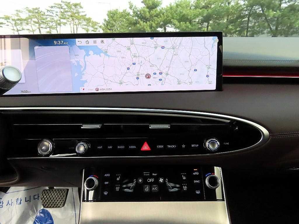 제네시스 GV70 2.5T 가솔린 AWD 이미지 15