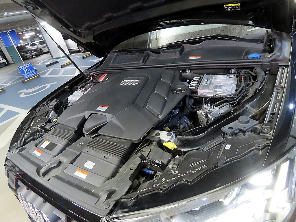 아우디 Q7 Q7 (4M) 55 TFSI 콰트로 프리미엄 이미지 19