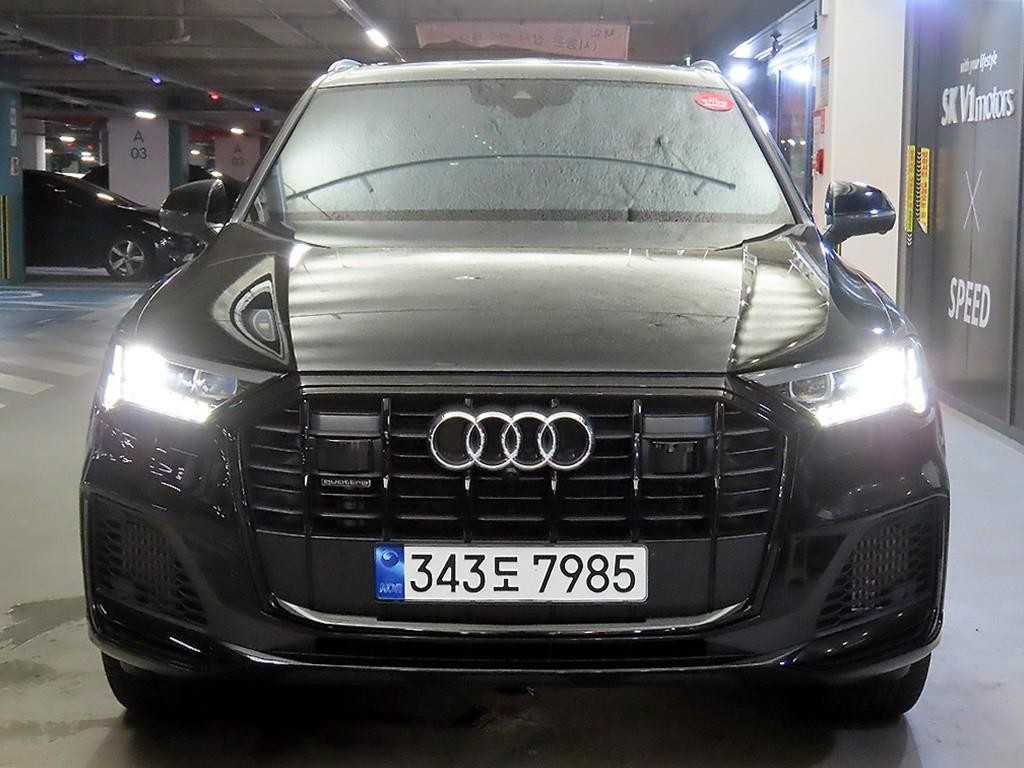 아우디 Q7 Q7 (4M) 55 TFSI 콰트로 프리미엄 이미지 2