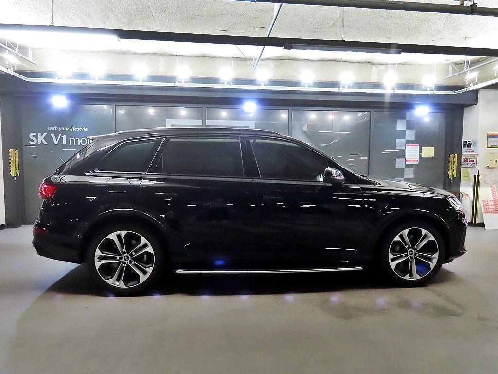 아우디 Q7 Q7 (4M) 55 TFSI 콰트로 프리미엄 이미지 3