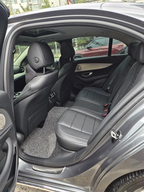 벤츠 E 클래스 E-클래스 W213 E200 아방가르드 이미지 6
