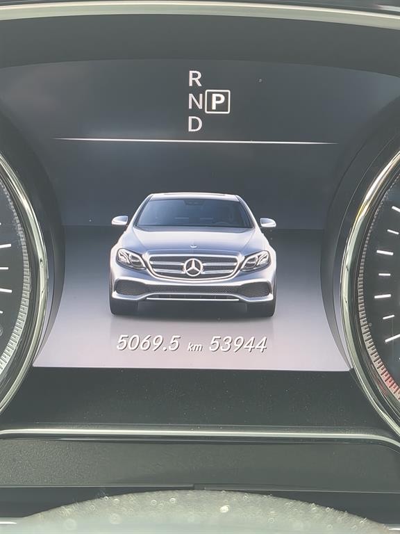 벤츠 E 클래스 E-클래스 W213 E200 아방가르드 이미지 8