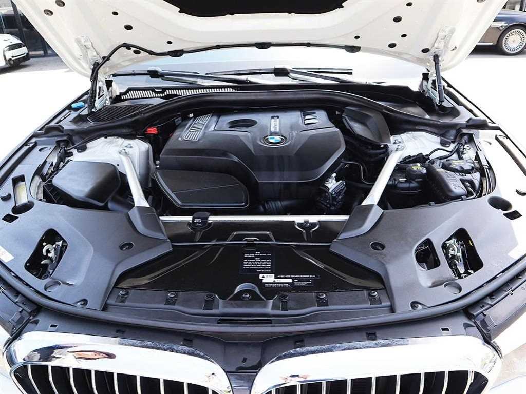 BMW 5시리즈 5시리즈 (G30) 520i 럭셔리 이미지 19