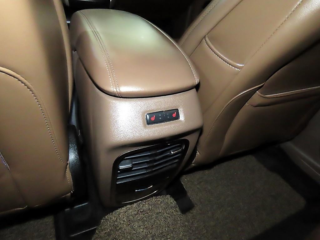 링컨 MKC 2.0 AWD 리저브 이미지 15