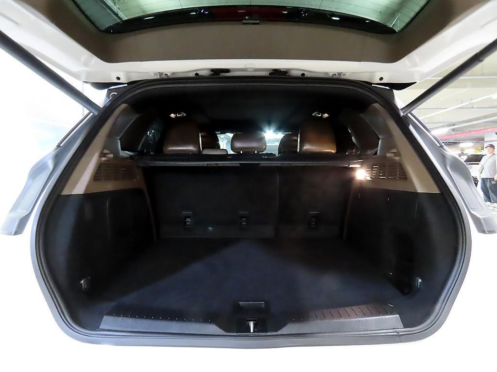 링컨 MKC 2.0 AWD 리저브 이미지 17