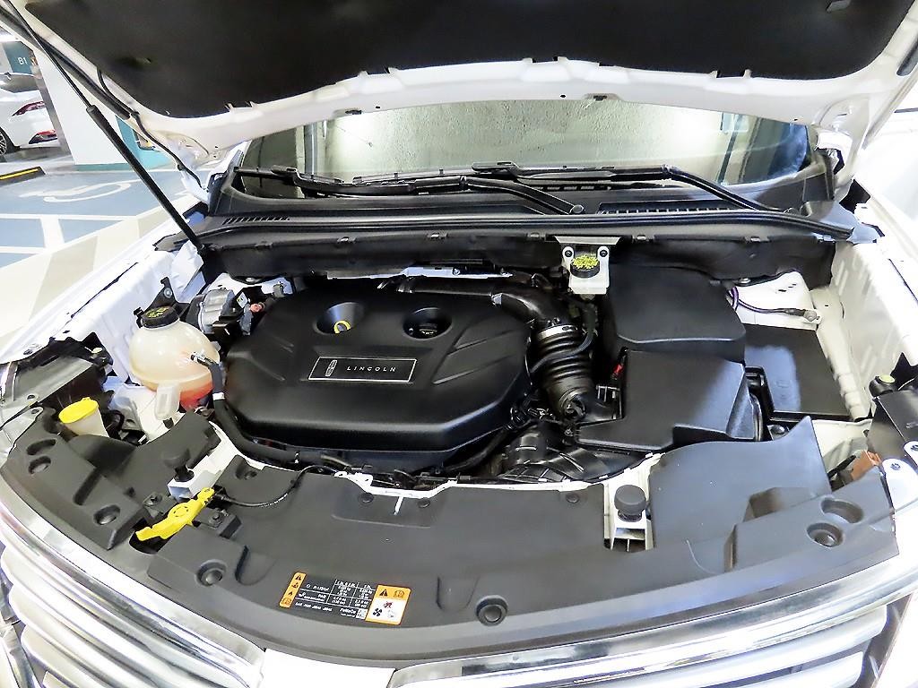 링컨 MKC 2.0 AWD 리저브 이미지 19