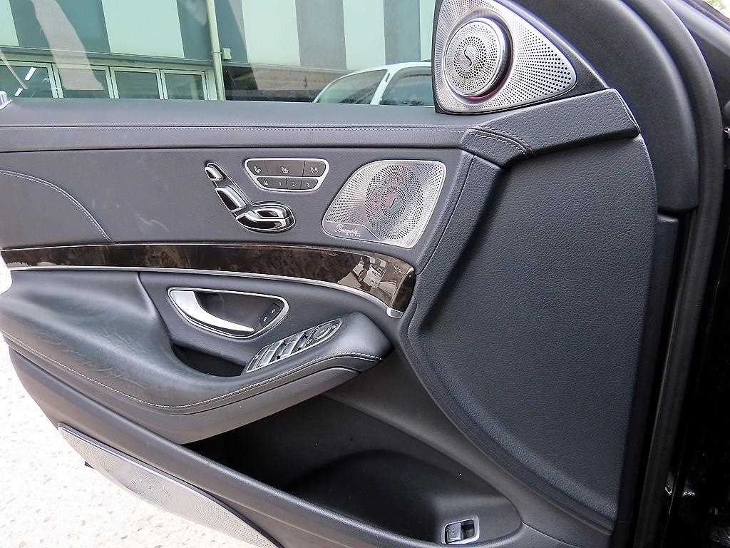 벤츠 S 클래스 S클래스-W222 S 63 AMG 이미지 11