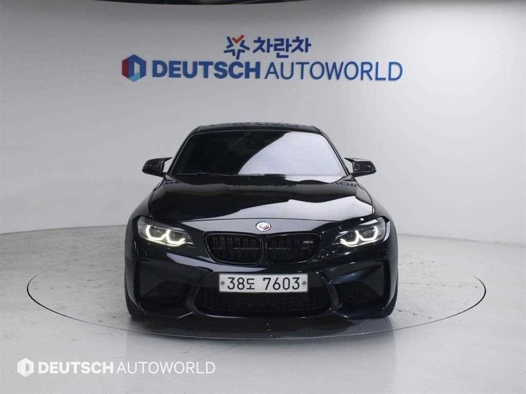 BMW 2시리즈 M2 (F87) 블랙 쉐도우 이미지 3