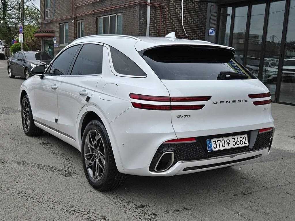 제네시스 GV70 2.5T 가솔린 AWD 이미지 3