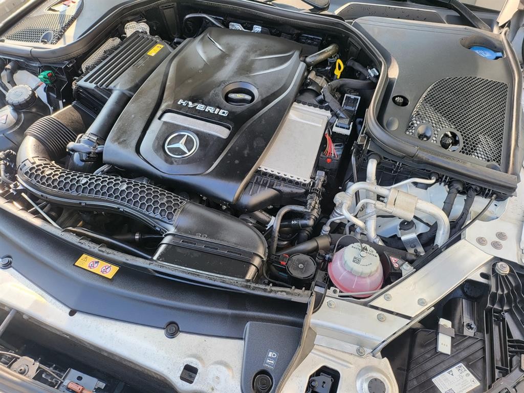 벤츠 E 클래스 E-클래스 W213 E300e 4MATIC 익스클루시브 이미지 19
