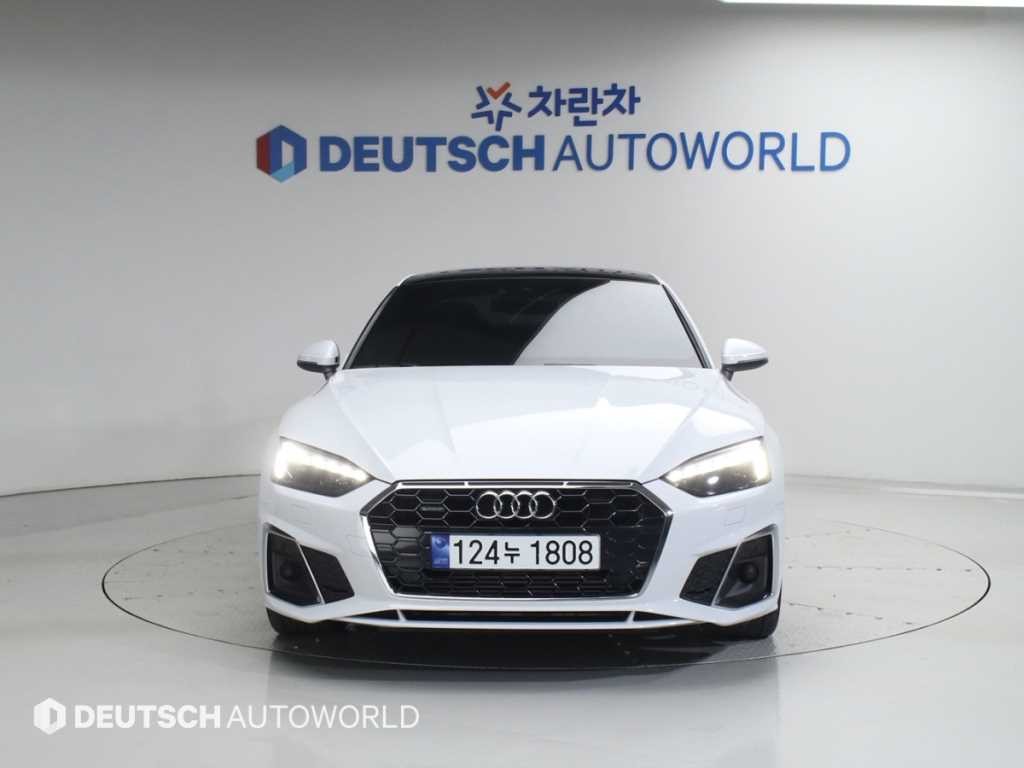 아우디 A5 A5 (F5) 45 TFSI 콰트로 프리미엄 쿠페 이미지 3