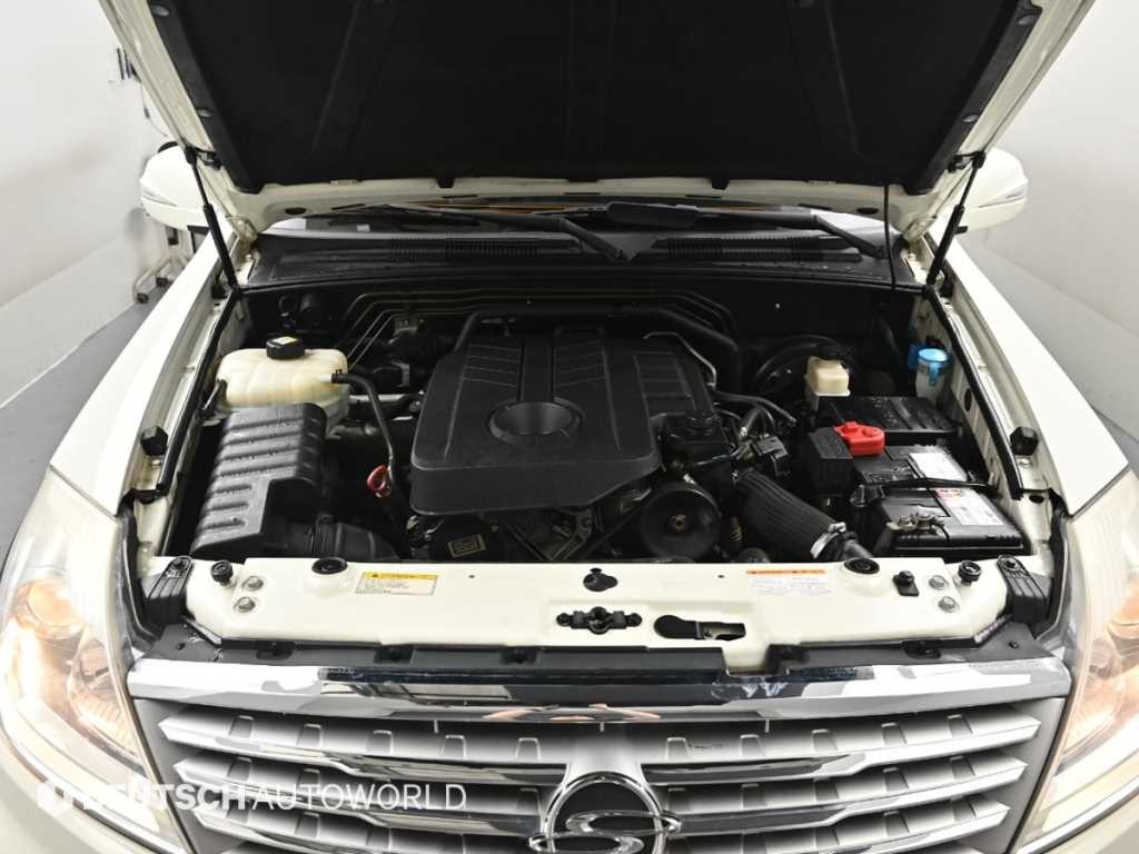 KG모빌리티(쌍용) 렉스턴 렉스턴W 2.0  4WD RX7 럭셔리 이미지 6