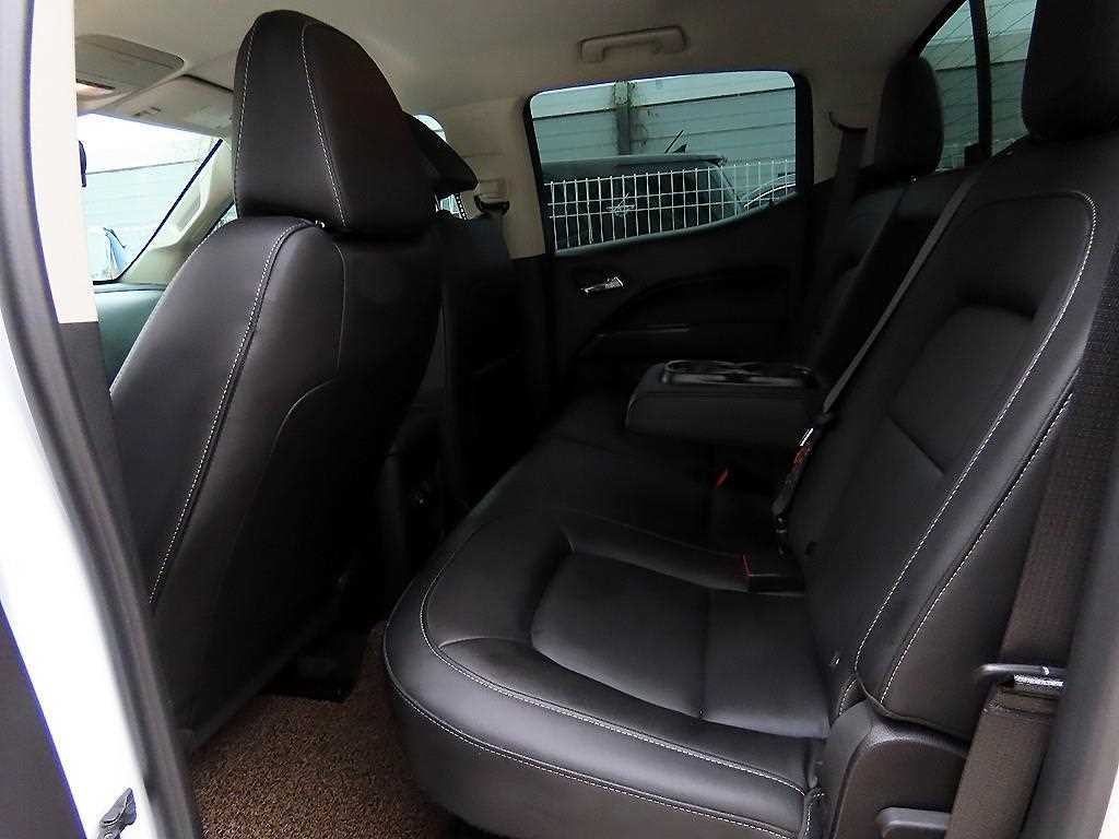 쉐보레 콜로라도 리얼 뉴 콜로라도 3.6 익스트림-X 4WD 이미지 6