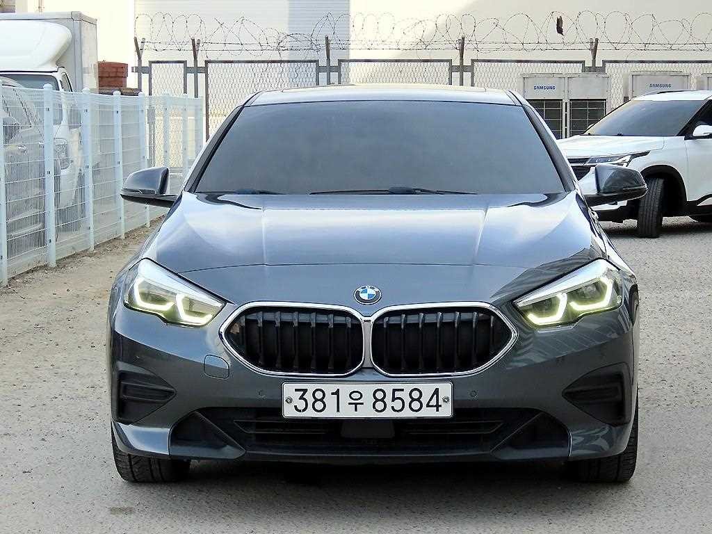BMW 2시리즈 2시리즈 그란쿠페 (F44) 220d 럭셔리 이미지 1