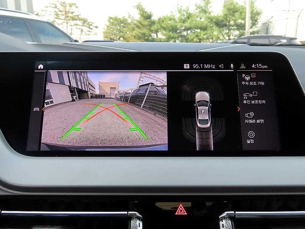 BMW 2시리즈 2시리즈 그란쿠페 (F44) 220d 럭셔리 이미지 13