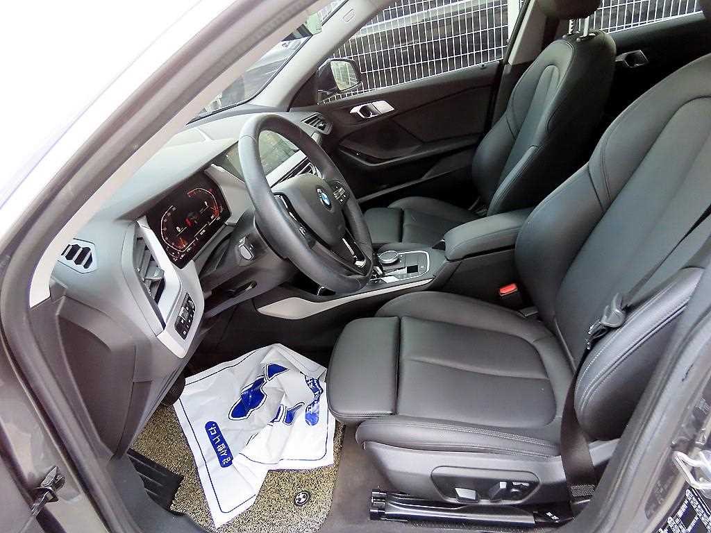 BMW 2시리즈 2시리즈 그란쿠페 (F44) 220d 럭셔리 이미지 5