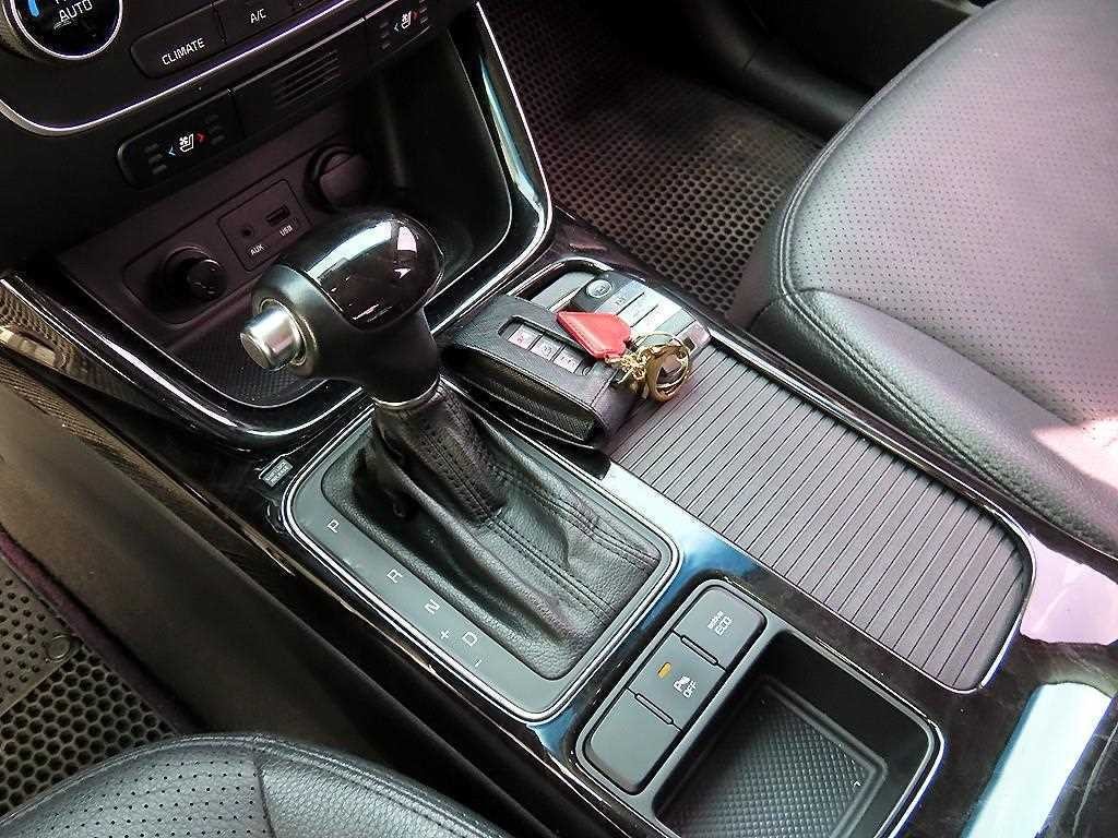 기아 쏘렌토 뉴 쏘렌토 R 2WD 2.0 프레스티지 이미지 10