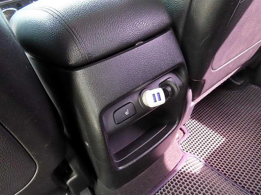 기아 쏘렌토 뉴 쏘렌토 R 2WD 2.0 프레스티지 이미지 17