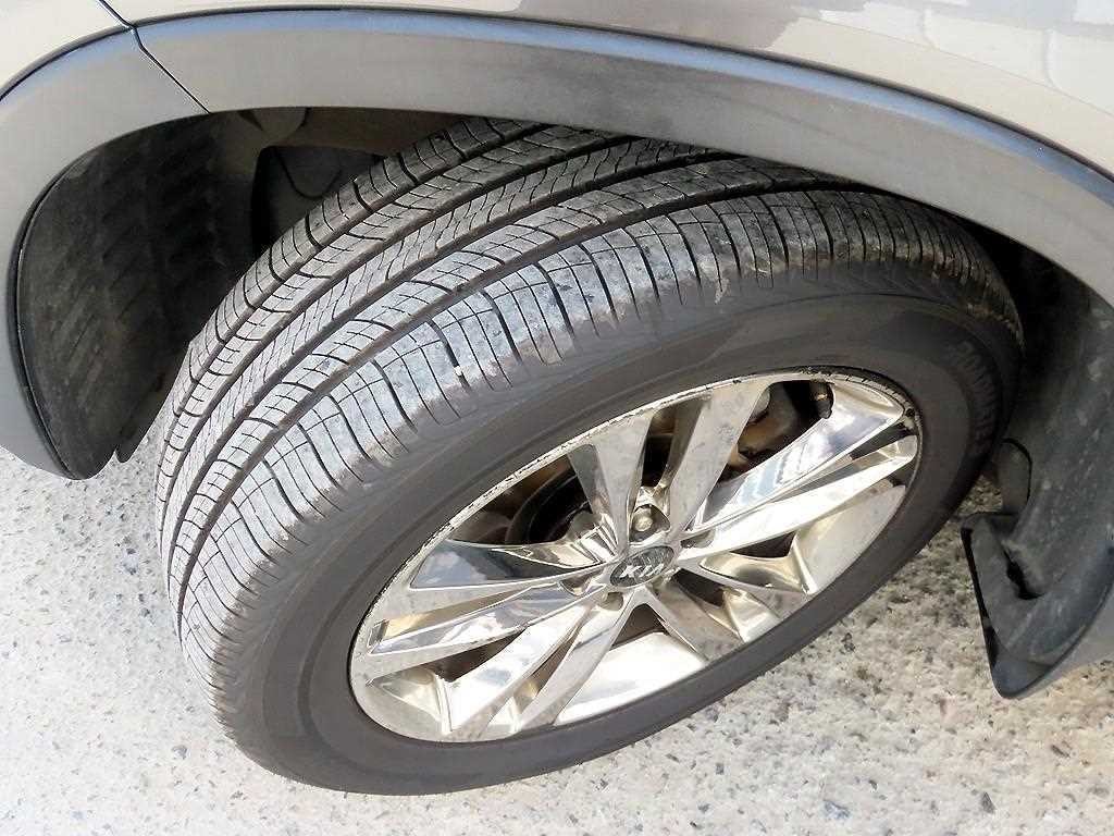 기아 쏘렌토 뉴 쏘렌토 R 2WD 2.0 프레스티지 이미지 20