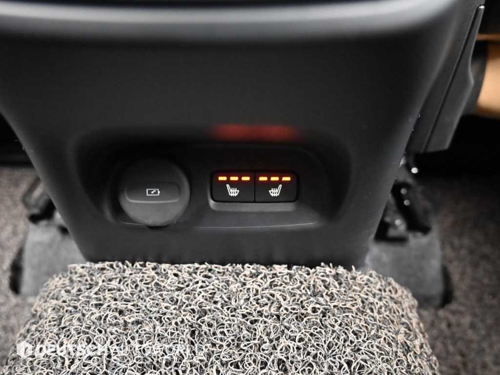 볼보 XC40 T4 4WD 인스크립션 이미지 16