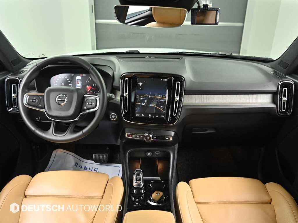 볼보 XC40 T4 4WD 인스크립션 이미지 7