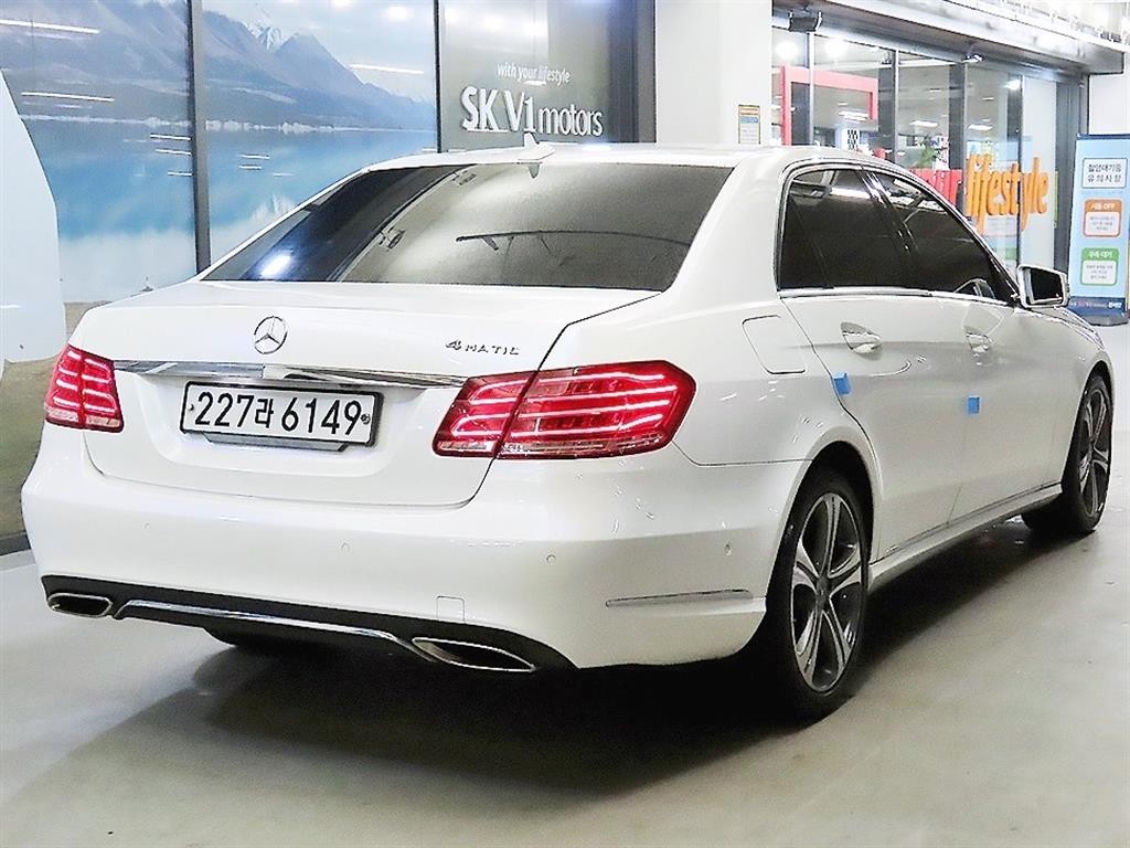 벤츠 E 클래스 E-클래스 W212 E220 블루텍 아방가르드 이미지 4