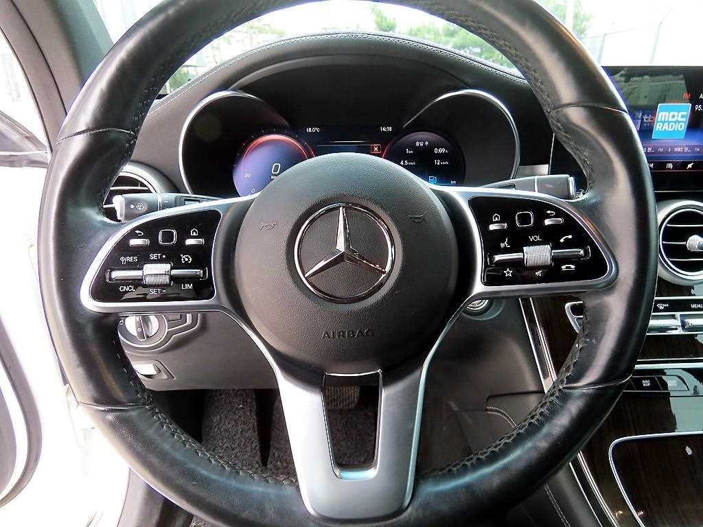 벤츠 GLC 클래스 GLC클래스 X253 GLC 300 4MATIC 이미지 8