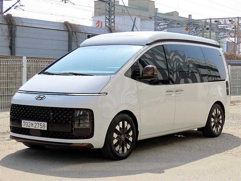 현대 스타리아 캠핑카 2WD 프레스티지 캠퍼 4인승 이미지 2