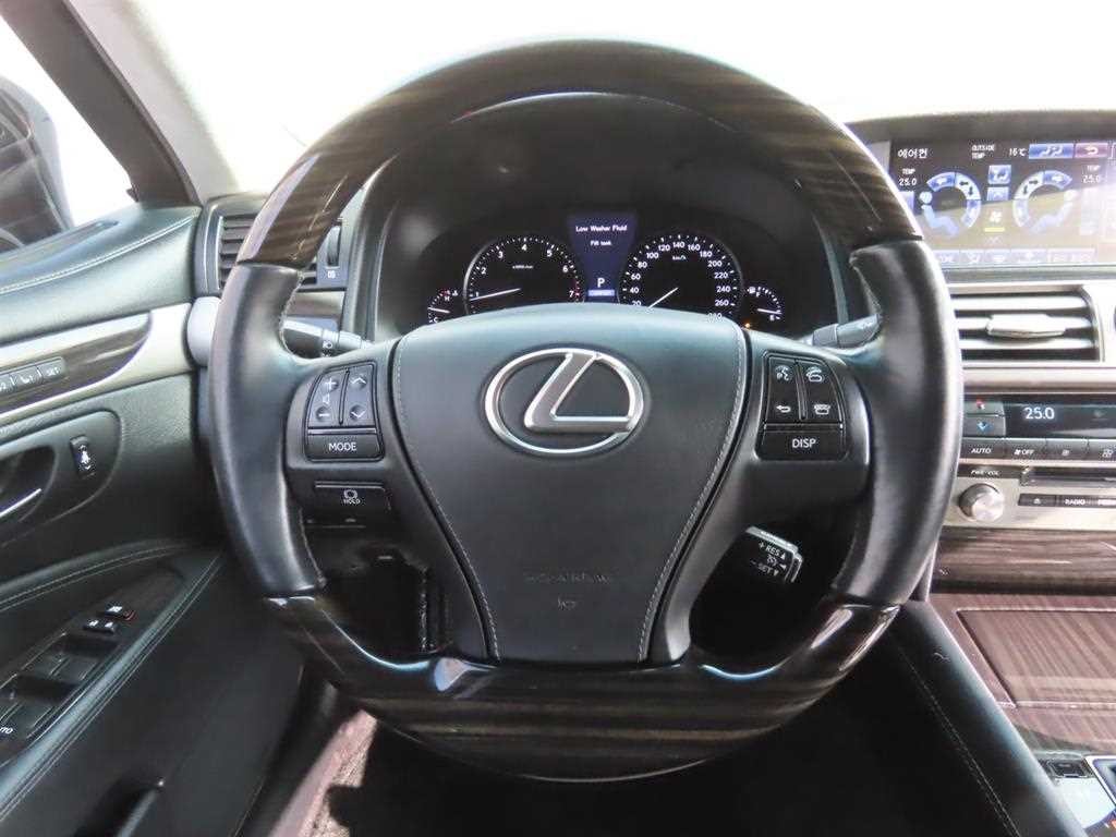 렉서스 LS LS460L 5인승 이미지 12