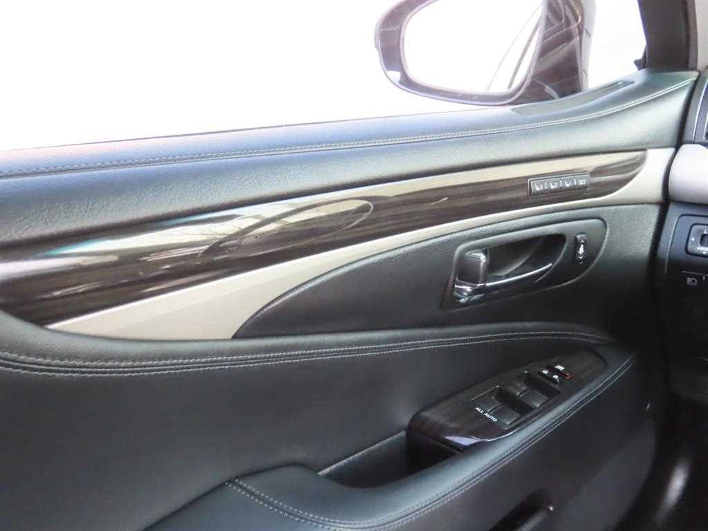 렉서스 LS LS460L 5인승 이미지 14