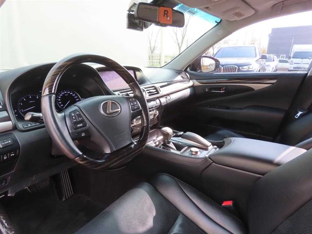 렉서스 LS LS460L 5인승 이미지 17