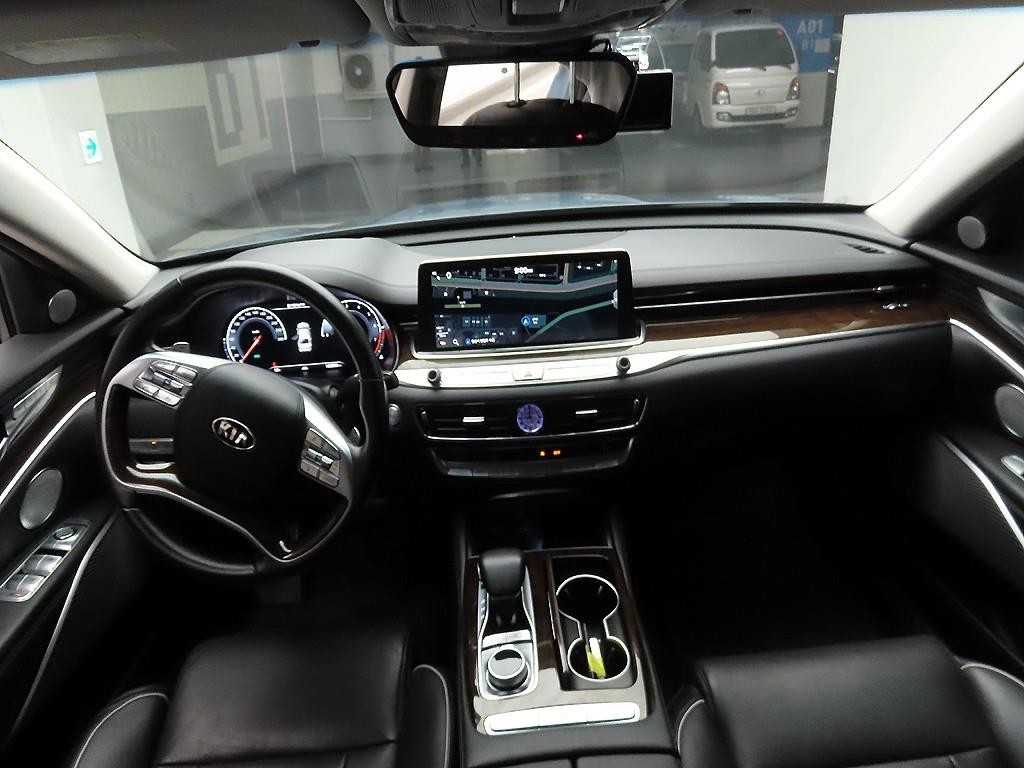 기아 K9 더 K9 3.8 GDI AWD 플래티넘Ⅲ 이미지 8