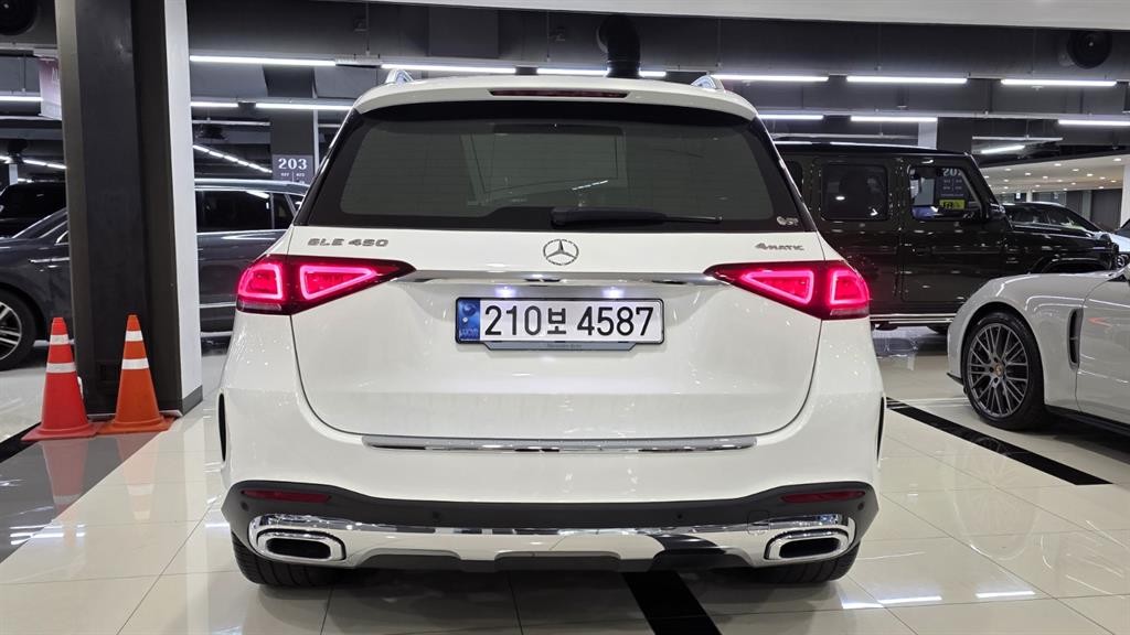 벤츠 GLE 클래스 GLE 클래스 W167 GLE 450 4MATIC 이미지 16