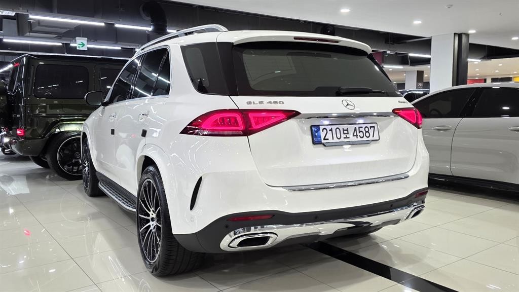 벤츠 GLE 클래스 GLE 클래스 W167 GLE 450 4MATIC 이미지 17