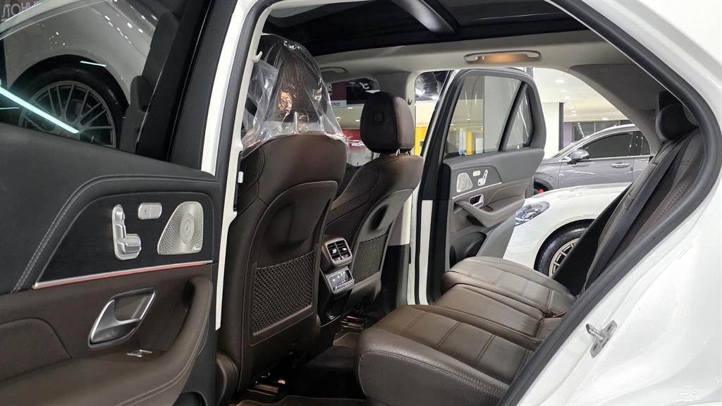 벤츠 GLE 클래스 GLE 클래스 W167 GLE 450 4MATIC 이미지 4