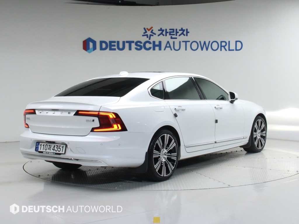 볼보 S90 B6 AWD 얼티메이트 브라이트 이미지 2