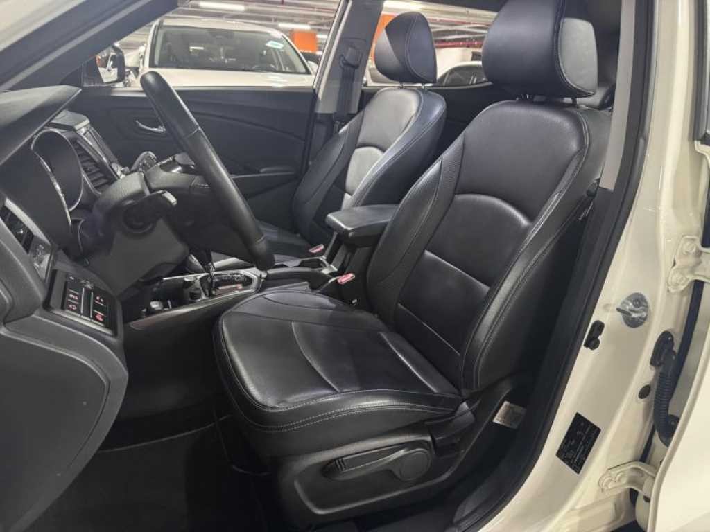 KG모빌리티(쌍용) 티볼리 가솔린 2WD 1.6 LX 이미지 16