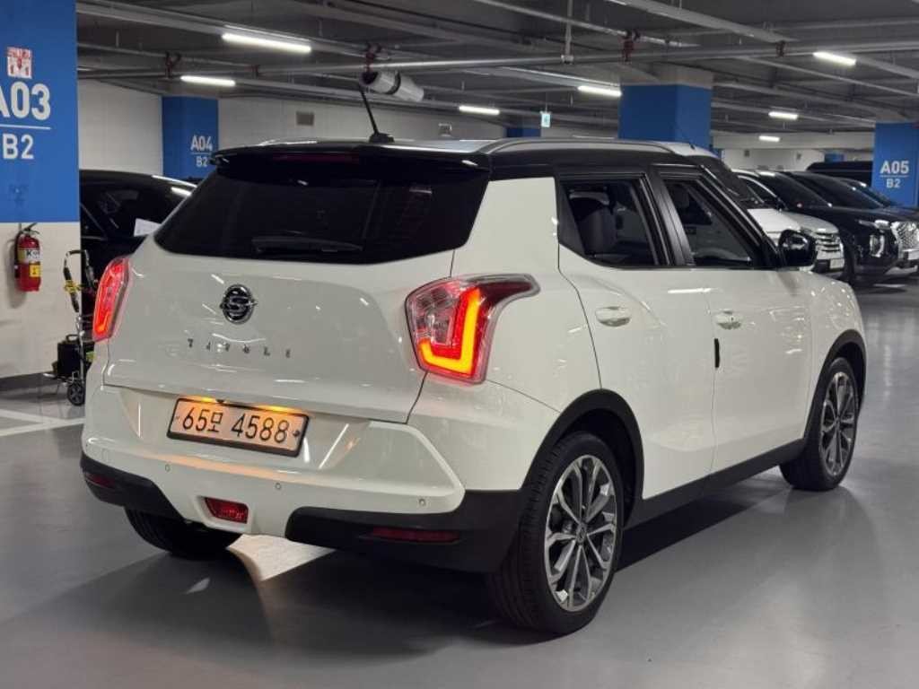 KG모빌리티(쌍용) 티볼리 가솔린 2WD 1.6 LX 이미지 2