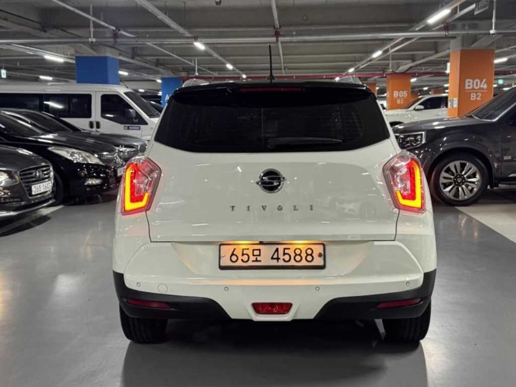 KG모빌리티(쌍용) 티볼리 가솔린 2WD 1.6 LX 이미지 4