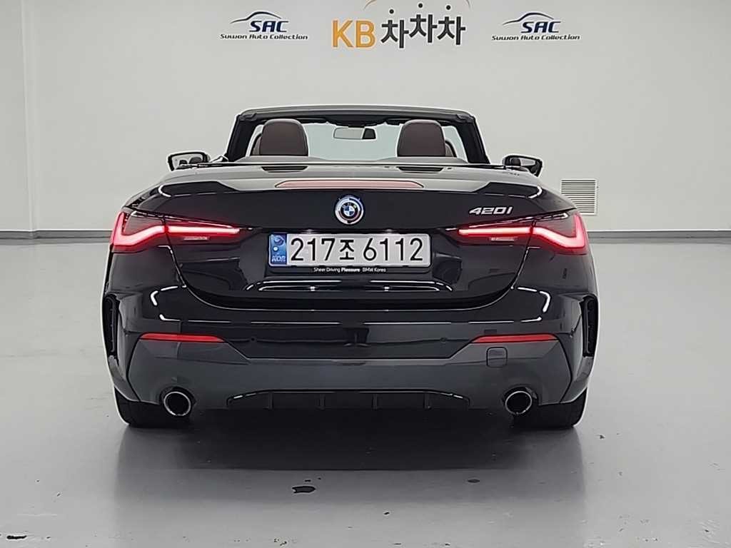 BMW 4시리즈 4시리즈 (G22) 420i 컨버터블 M 스포츠 이미지 3