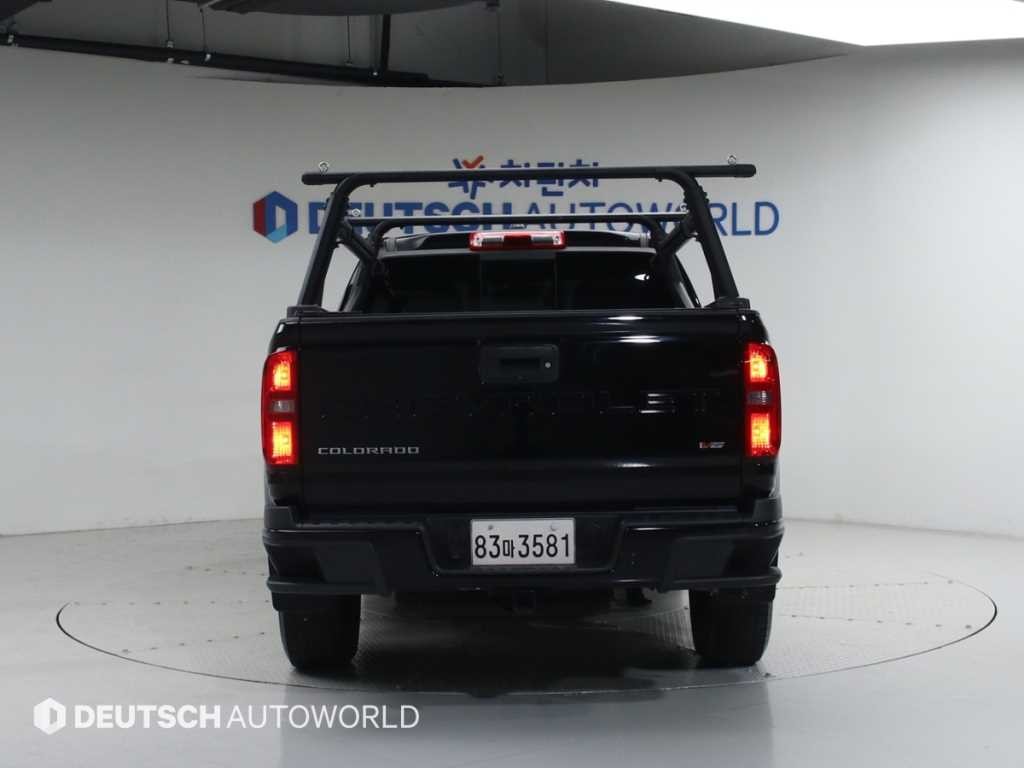 쉐보레 콜로라도 리얼 뉴 콜로라도 3.6 Z71-X 미드나잇 4WD 이미지 3