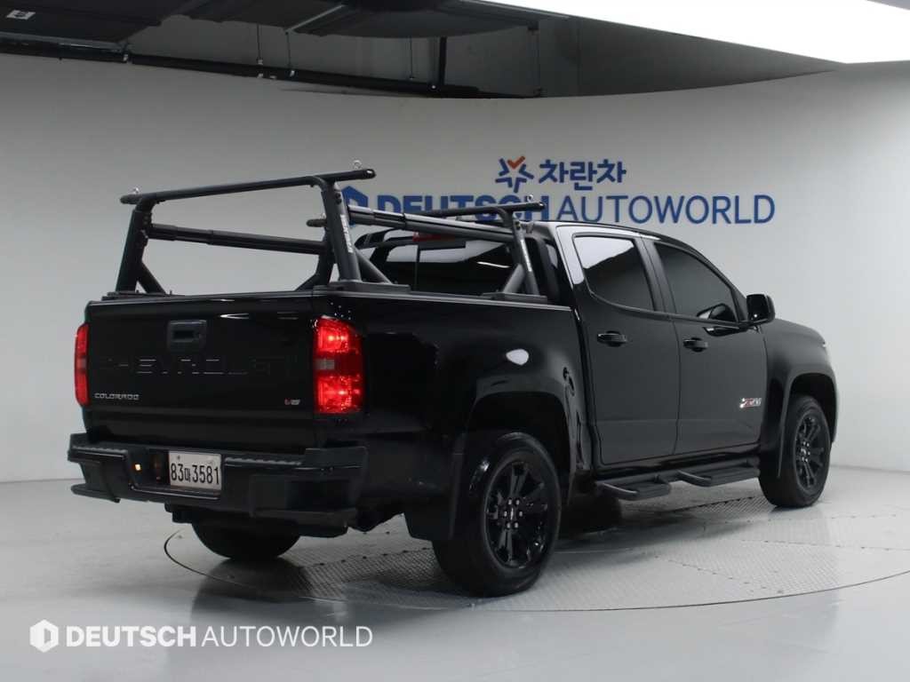 쉐보레 콜로라도 리얼 뉴 콜로라도 3.6 Z71-X 미드나잇 4WD 이미지 4