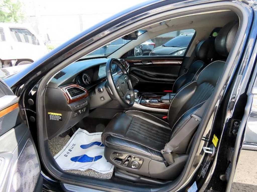 제네시스 EQ900 5.0 GDI AWD 프레스티지 이미지 5