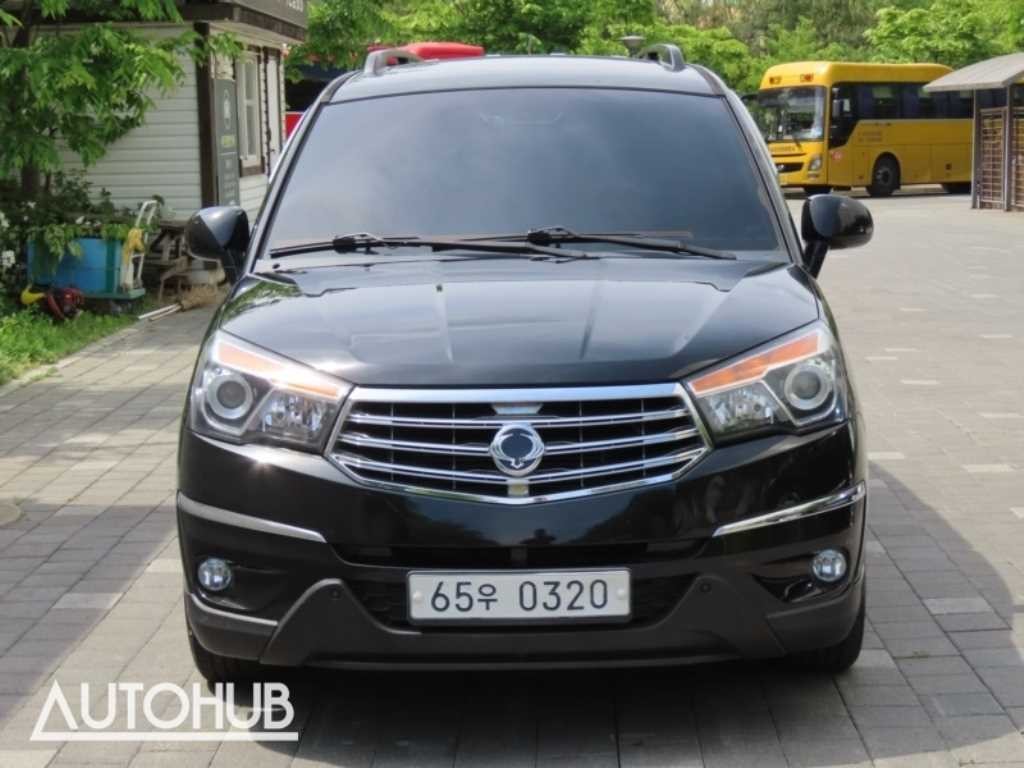 KG모빌리티(쌍용) 코란도 코란도투리스모 4WD 아웃도어 에디션 이미지 1