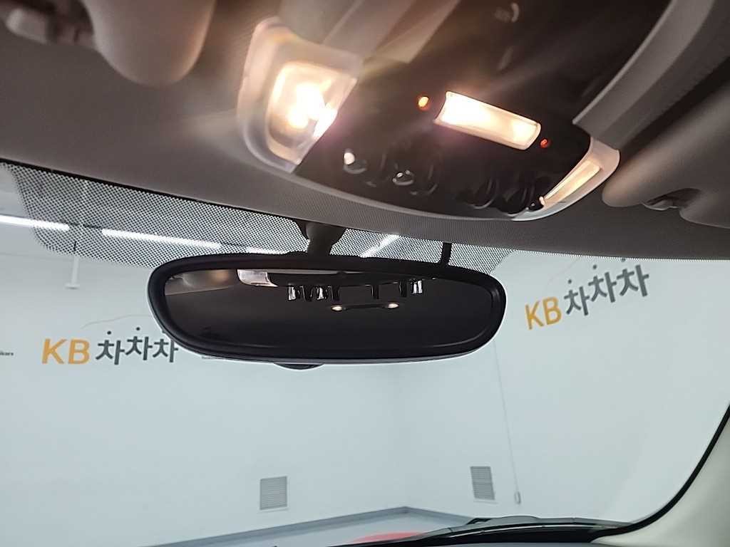 미니 쿠퍼 5도어 클래식 이미지 17